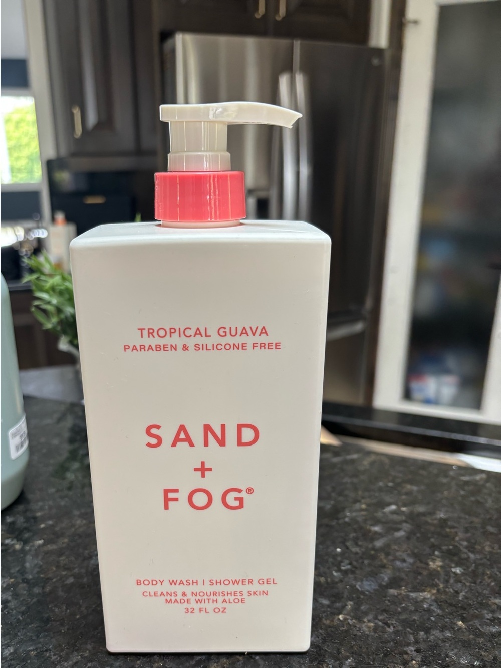 Tropical Guava Body Wash - Pink Pump